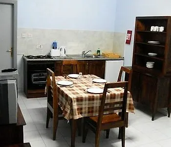 Appart hôtel 'Young'Seven Apartments San Ġiljan