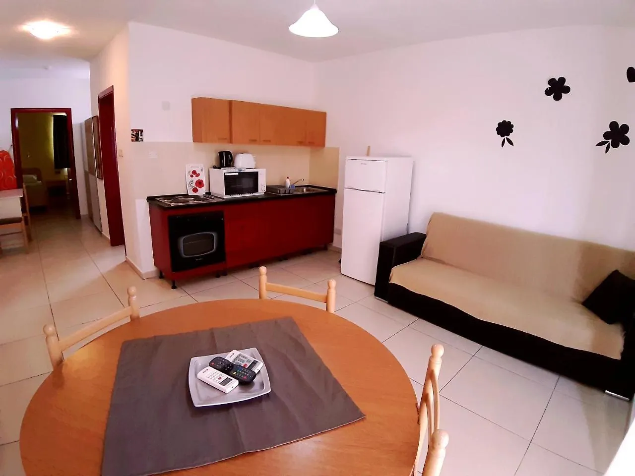 ** Appart hôtel 'Young'Seven Apartments San Ġiljan Malte