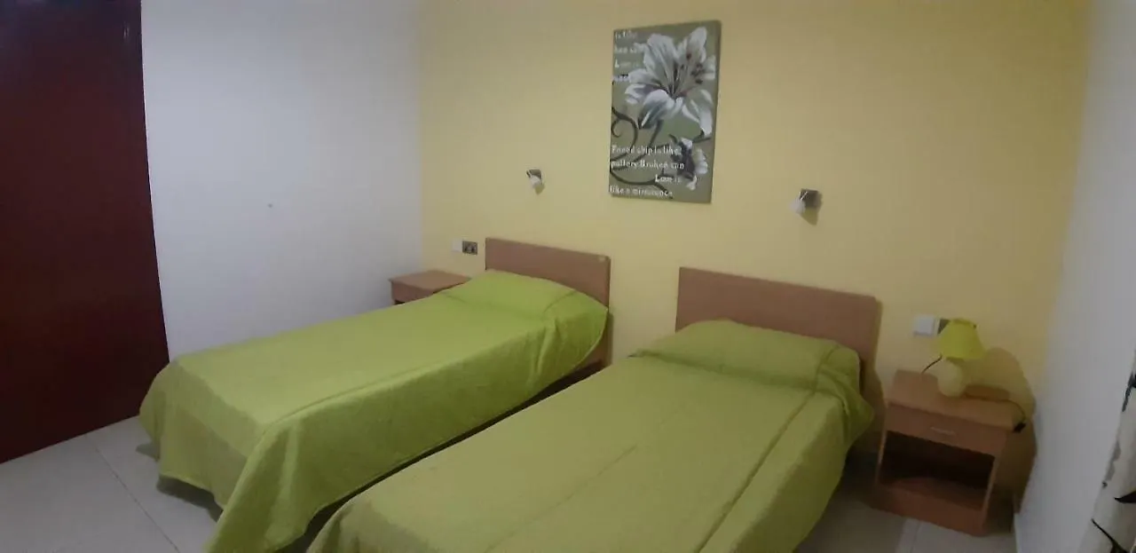 'Young'Seven Apartments San Ġiljan